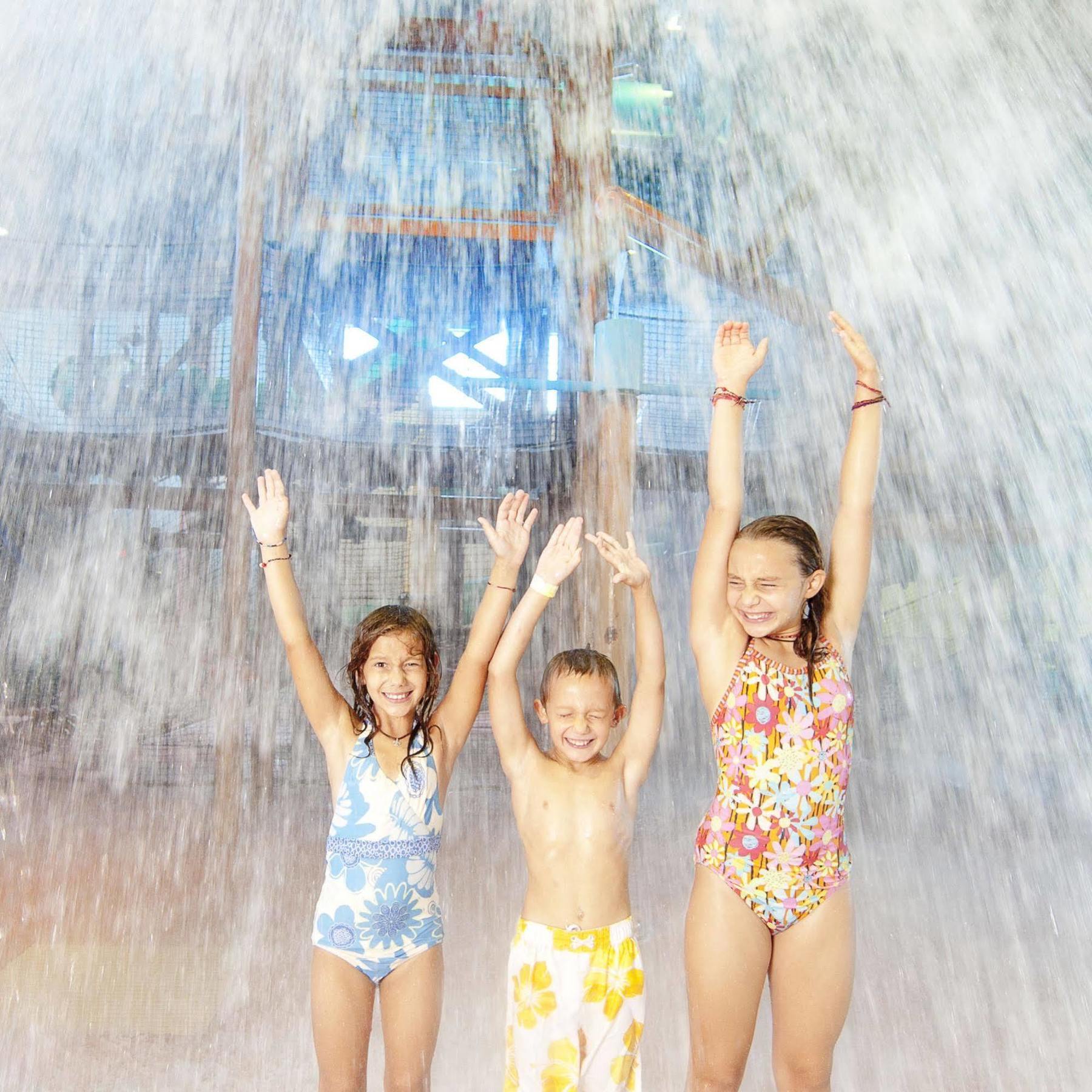 Grand Country Waterpark Resort Branson Exterior photo